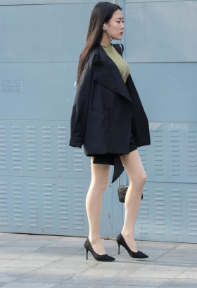 天冷了 街上的美腿非常稀有了[<font color=red>10P</font>]